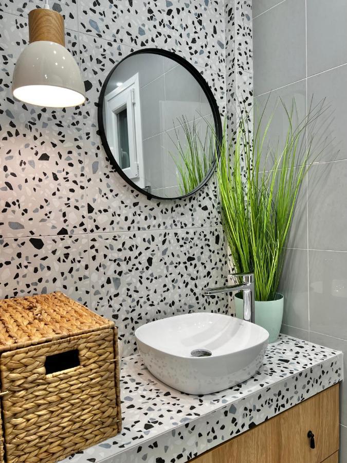 White Rabbit By Halu! Apartment *